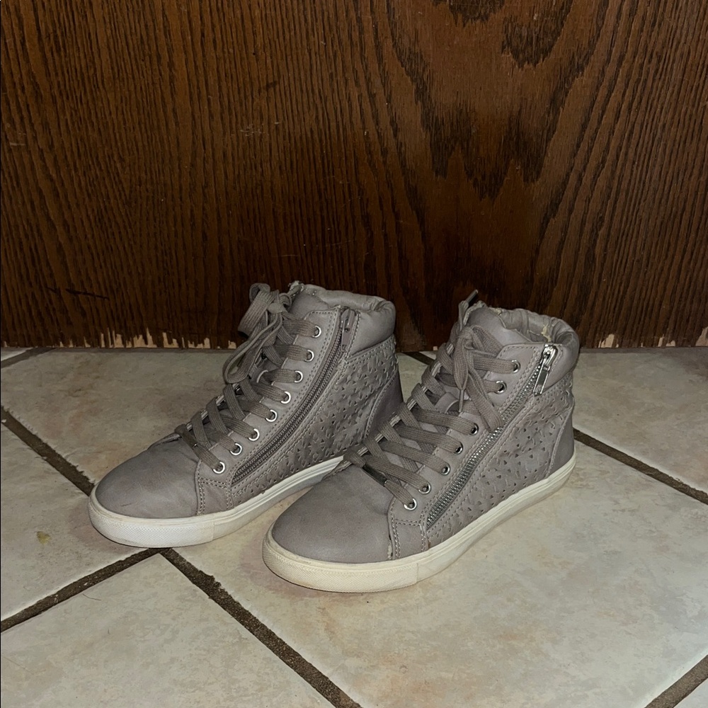 Steve Madden Women’s Gray Zipper High-Top Sneakers